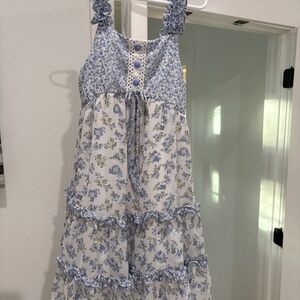 Lot of 5 size 7 girls dresses and white sweater